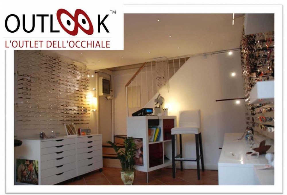 via tagiura, 16 - outlook-outlet dell'occhiale